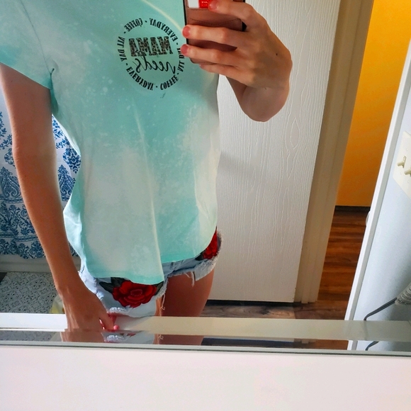 Custom Tee - Picture 2 of 4